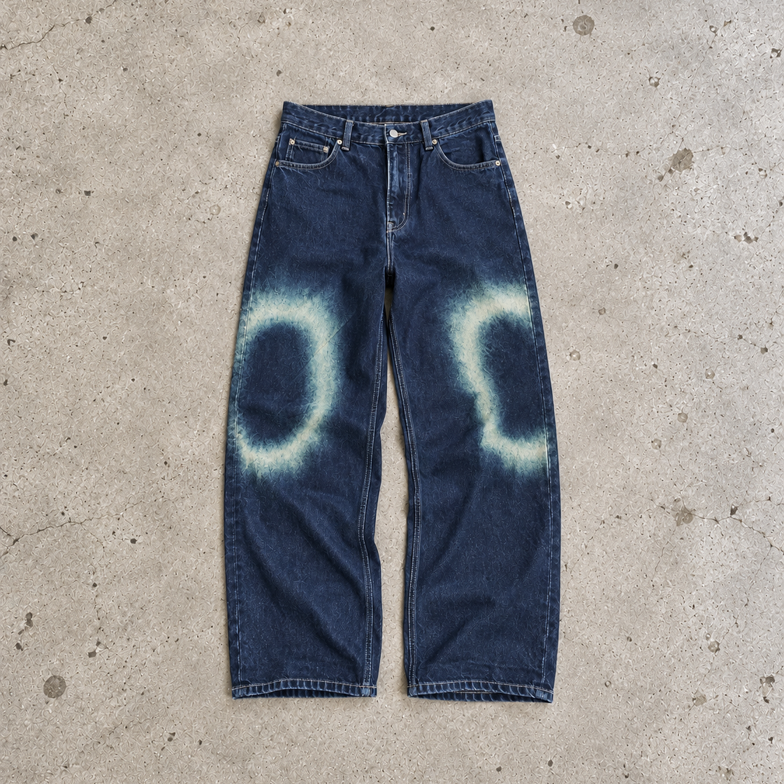 Baggy Jean Knee Fade